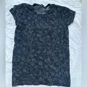 Lululemon rare cheetah print swiftly tech